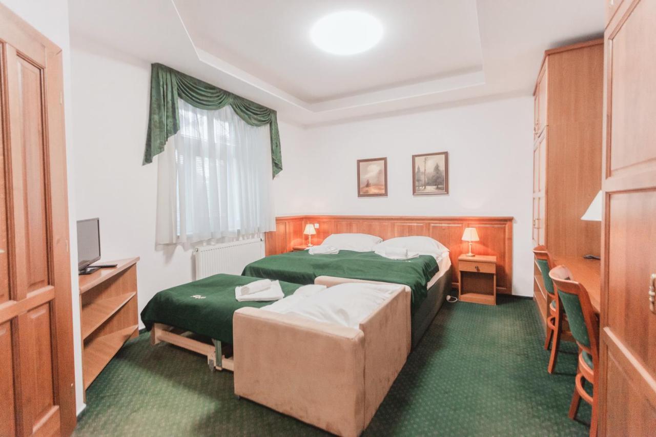 Hotel Peko Прага Экстерьер фото