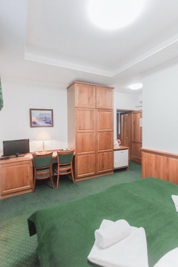 Hotel Peko Прага Экстерьер фото
