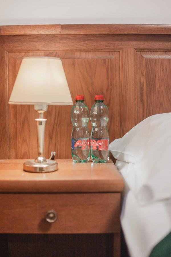 Hotel Peko Прага Экстерьер фото