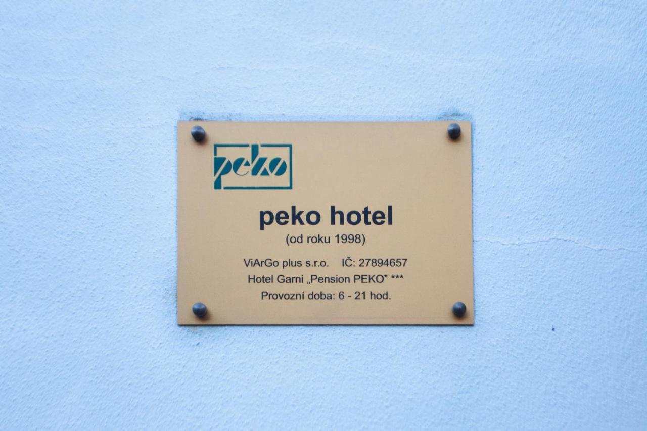 Hotel Peko Прага Экстерьер фото